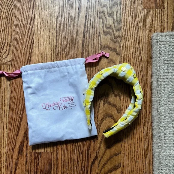 Living fully Co headband It main image 4